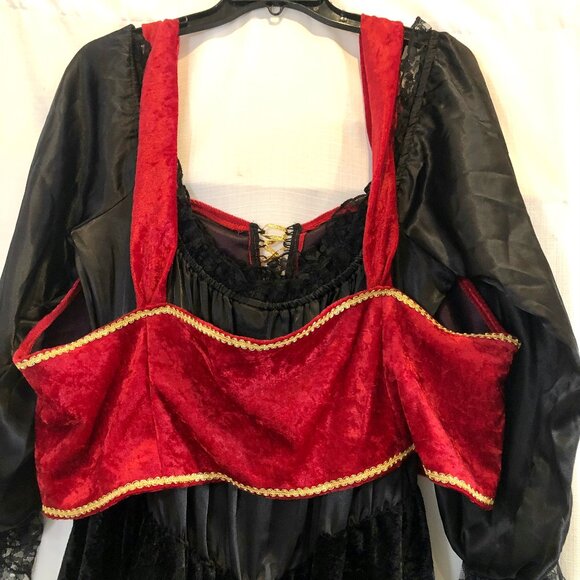 In Character Pirate Lady Costume Plus Size Halloween - Picture 5 of 15